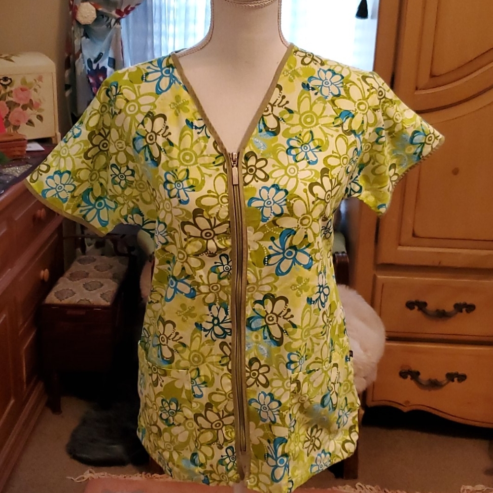 BEST MEDICAL WEAR SIZE SMALL